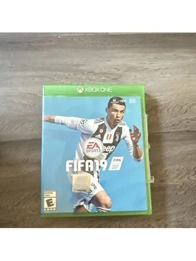EA Sports FIFA 19 Xbox One